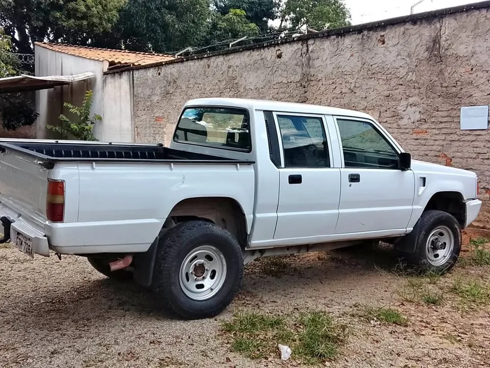 2005 Mitsubishi l200 gl 4x4