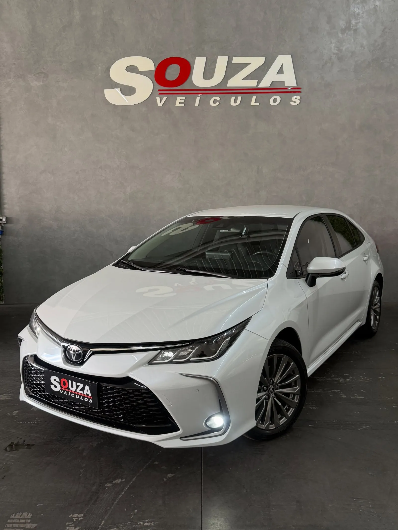 Toyota Corolla 2.0 XEi 2024 — 37.000 km, único dono