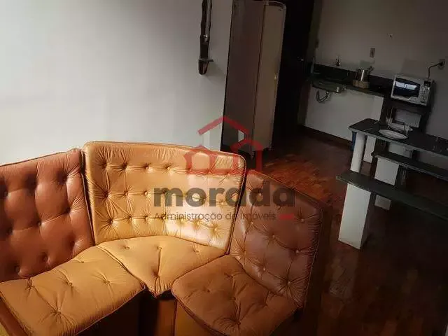 Quarto suíte compartilhado para alugar no Centro