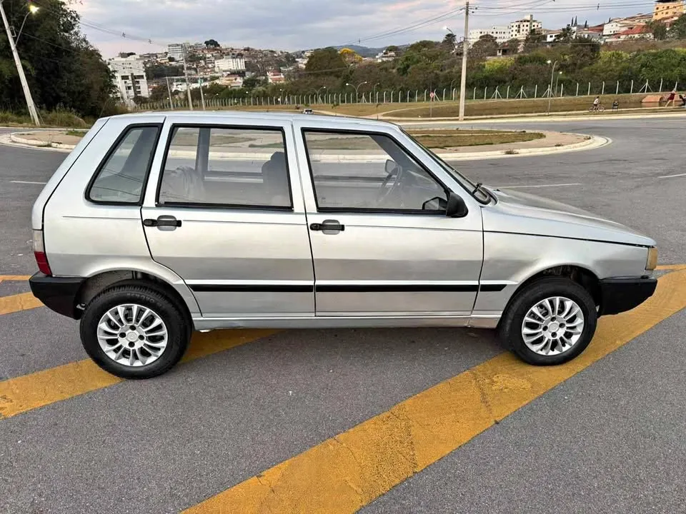 Fiat Uno 1.0 – Documento 2026, Vidro Elétrico