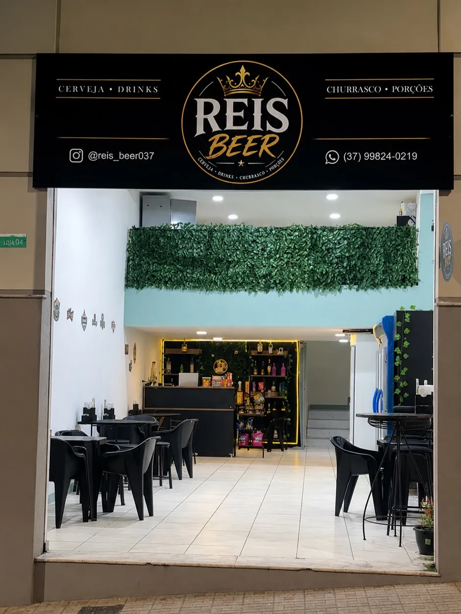 Reis Beer: Mais espaço, conforto e sabor no Centro
