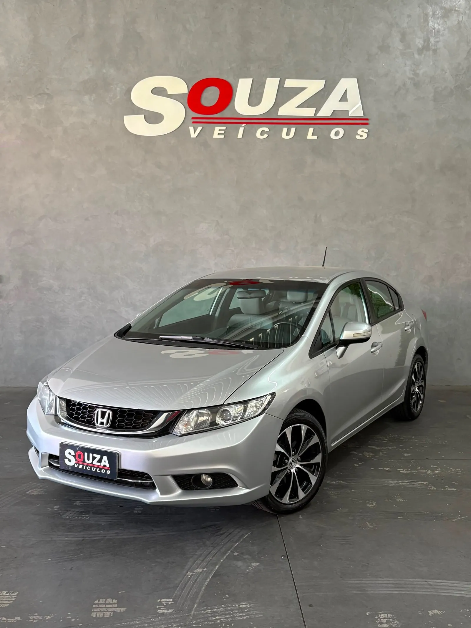 Honda Civic 2.0 LXR 2015 Automático – 126 mil km