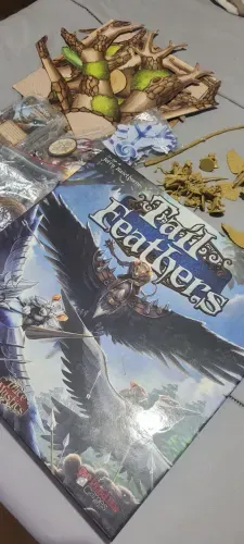 Boad Game Tail Feathers INCOMPLETO