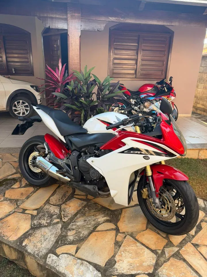 Honda CBR 600 2012 – 70 mil km