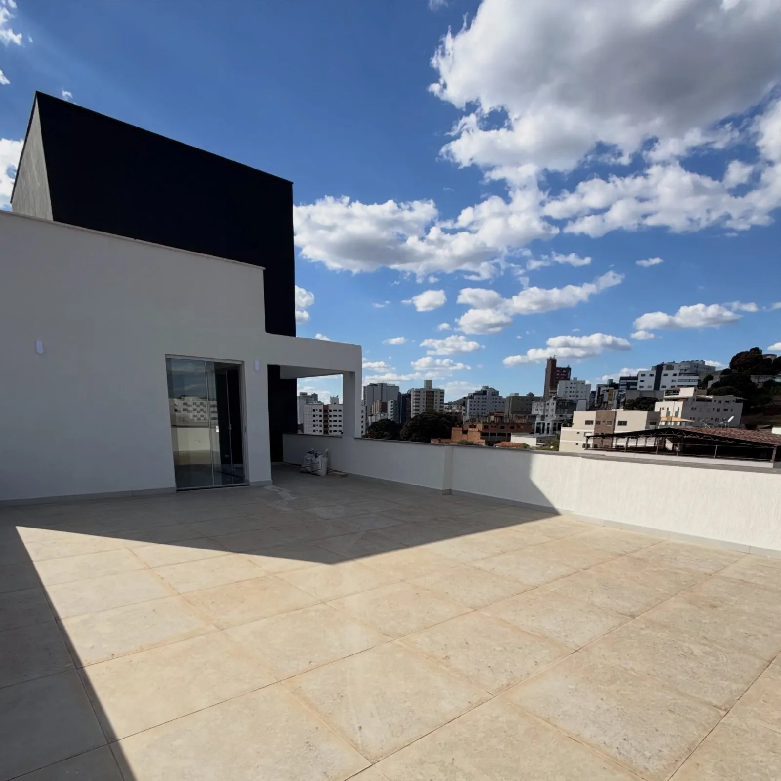 Cobertura 3 quartos com 3 vagas de garagem