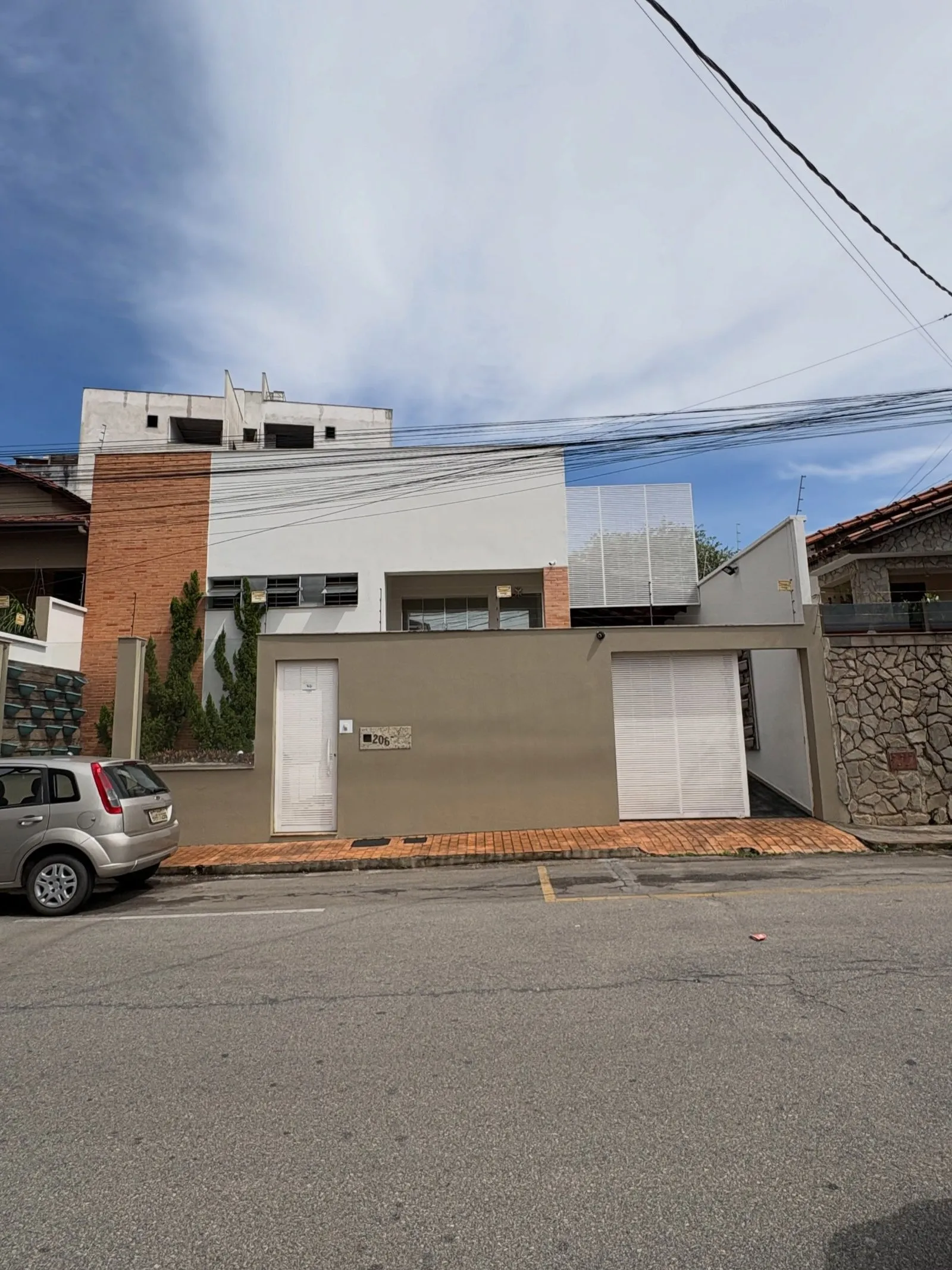 Casa à venda no Bairro das Graças