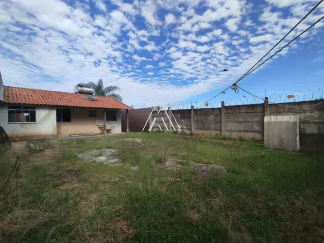 Casa 3 quartos à venda na Santa Edwiges II em Itaúna