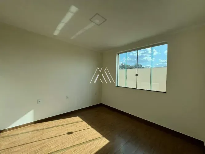 Vendo apartamento em Itaúna com excelente localização!