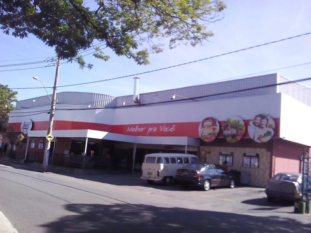 Rena Santanense — Supermercado