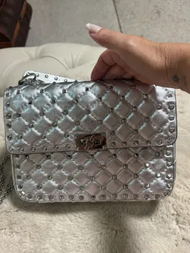 Bolsa Valentino linha italiana