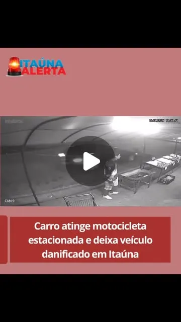 Motocicleta é atingida por carro no bairro Irmãos Auler