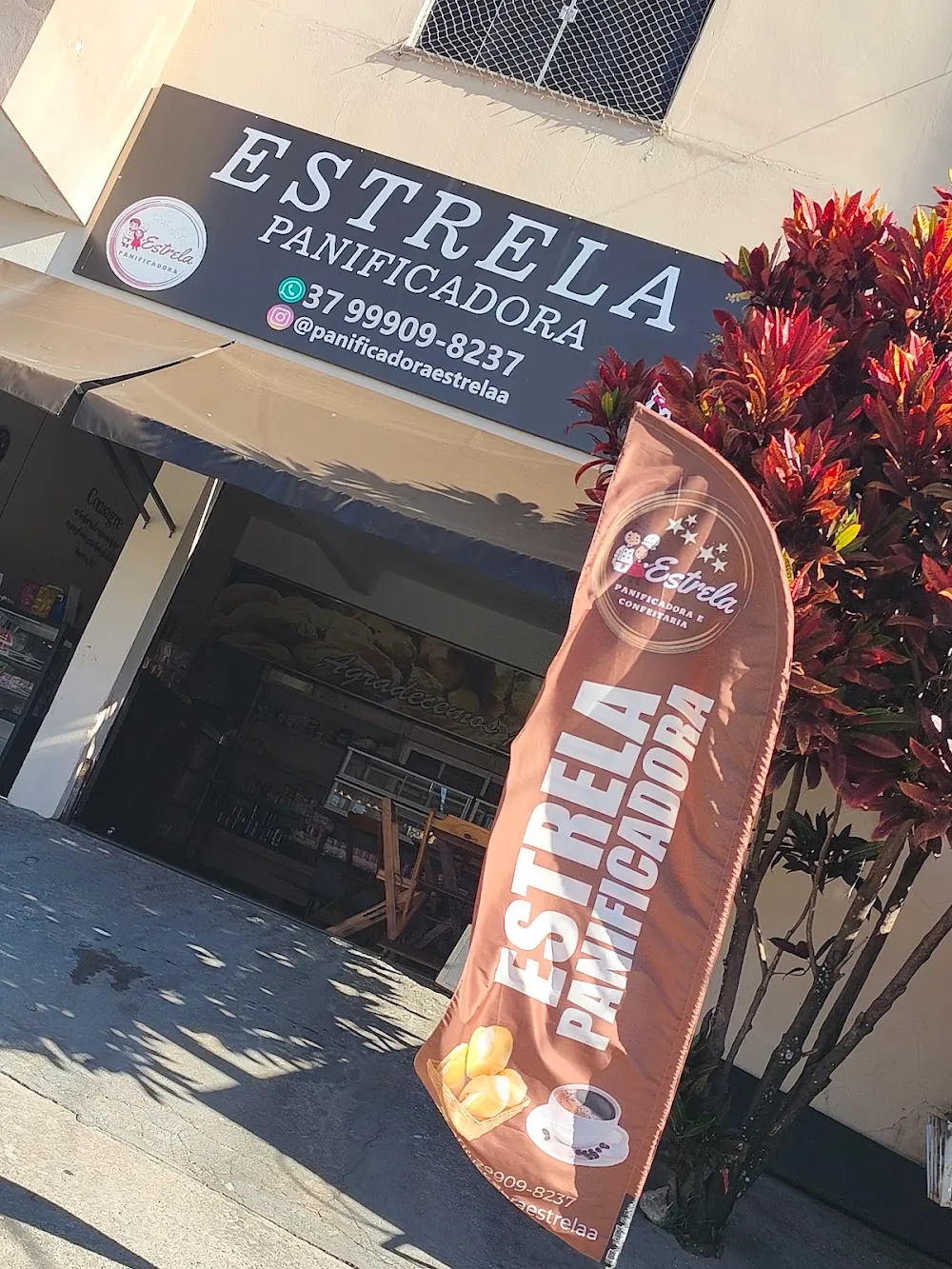 Panificadora Estrela — Padaria no Itaunense