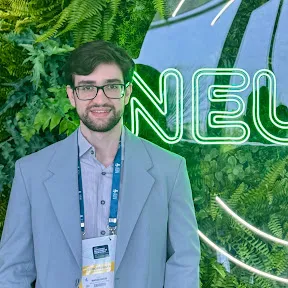 Dr. Vinicius Avelar - Neurologista em Graças