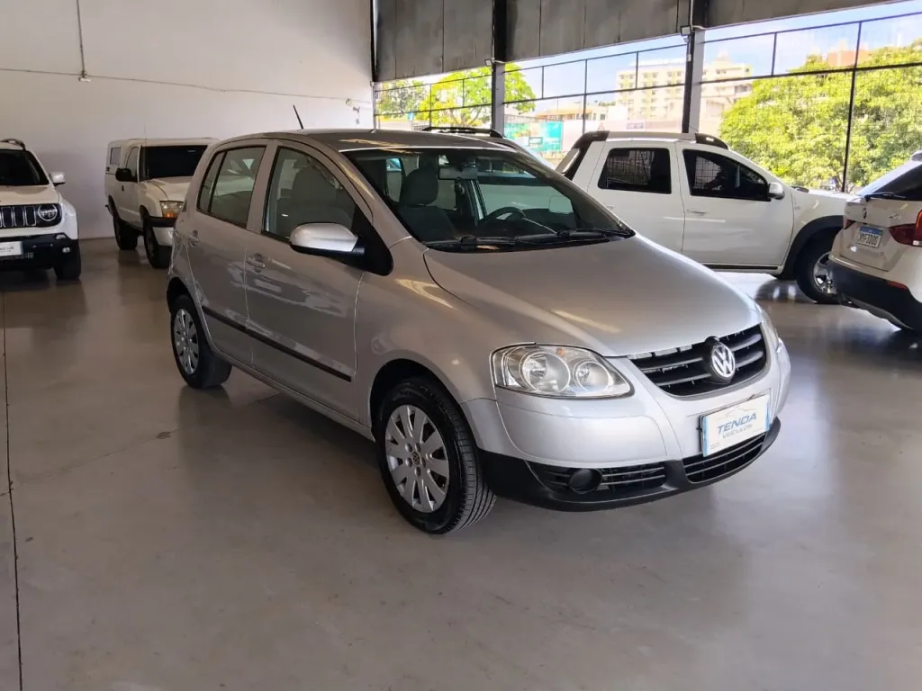 Volkswagen Fox 1.0 Flex 2009 — 139 mil km