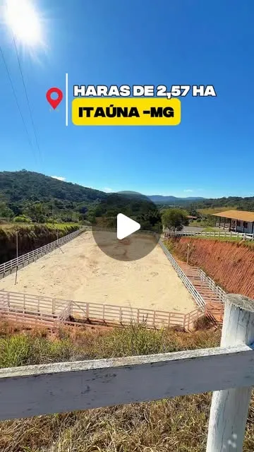 Haras de 2,57 hectares com pista para cavalos