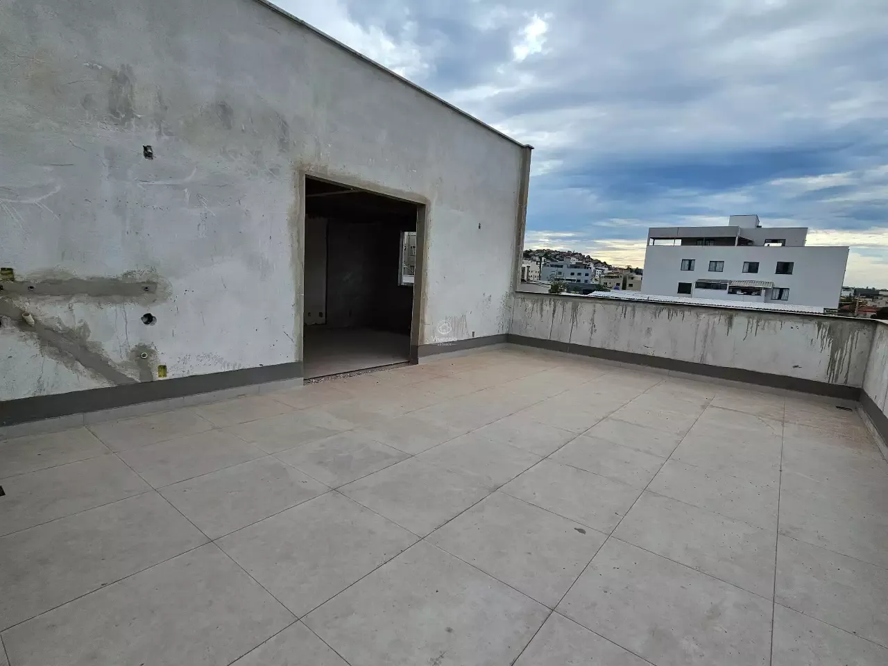 APTO COBERTURA à venda, 3 quartos, 1 suíte, 2 vagas, SION