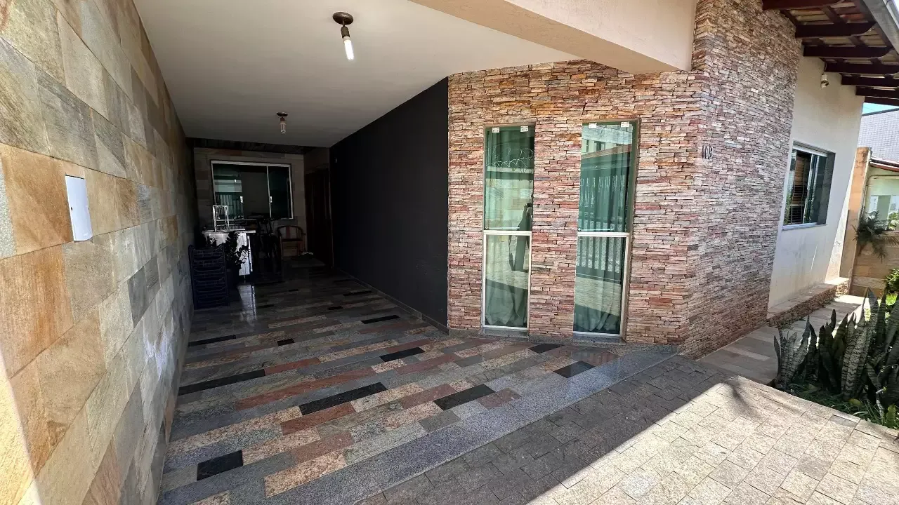 CENTRO - ITAÚNA — Casa 5 quartos à venda no Centro