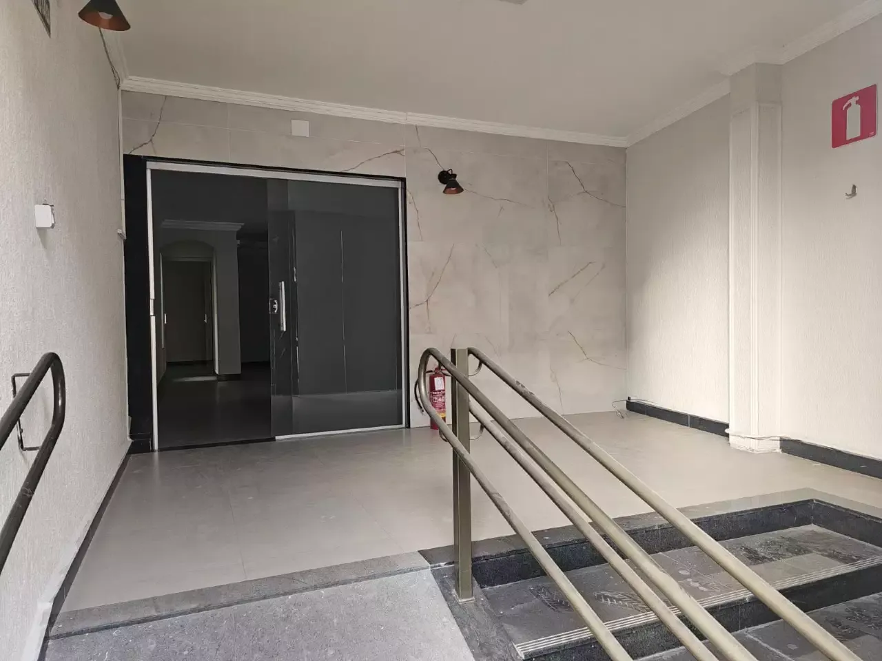 CASA para aluguel, 6 quartos, 1 suíte, 1 vaga, CENTRO