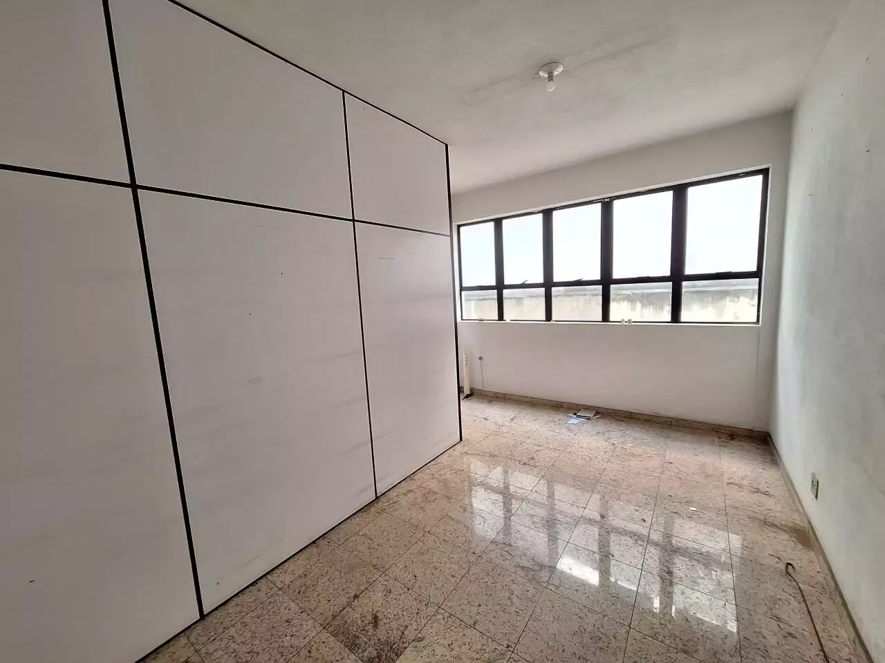 Loja na Quinta Avenida — Comercial para alugar no Centro