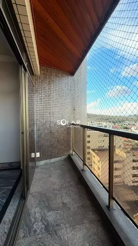 Apartamento amplo e sofisticado à venda — 3 quartos, 149 m² no Graças