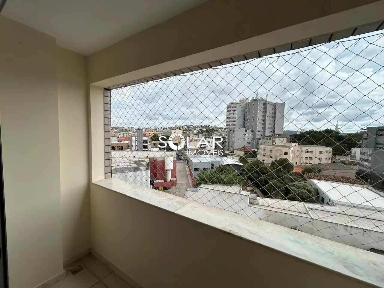 OPORTUNIDADE PARA LOCAÇÃO NO CENTRO!!! — Apartamento 3 quartos
