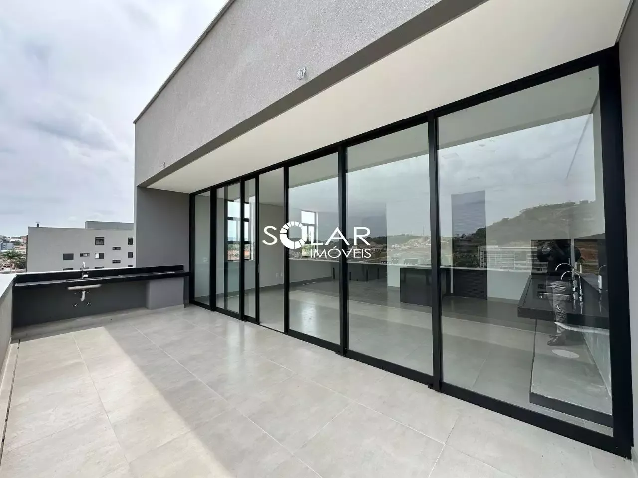 Cobertura à venda no Nogueirinha — 3 quartos, 187 m²