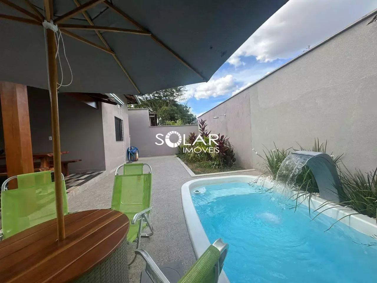 Casa Nova à Venda em Local Tranquilo! — 3 quartos, Vila Santa Maria