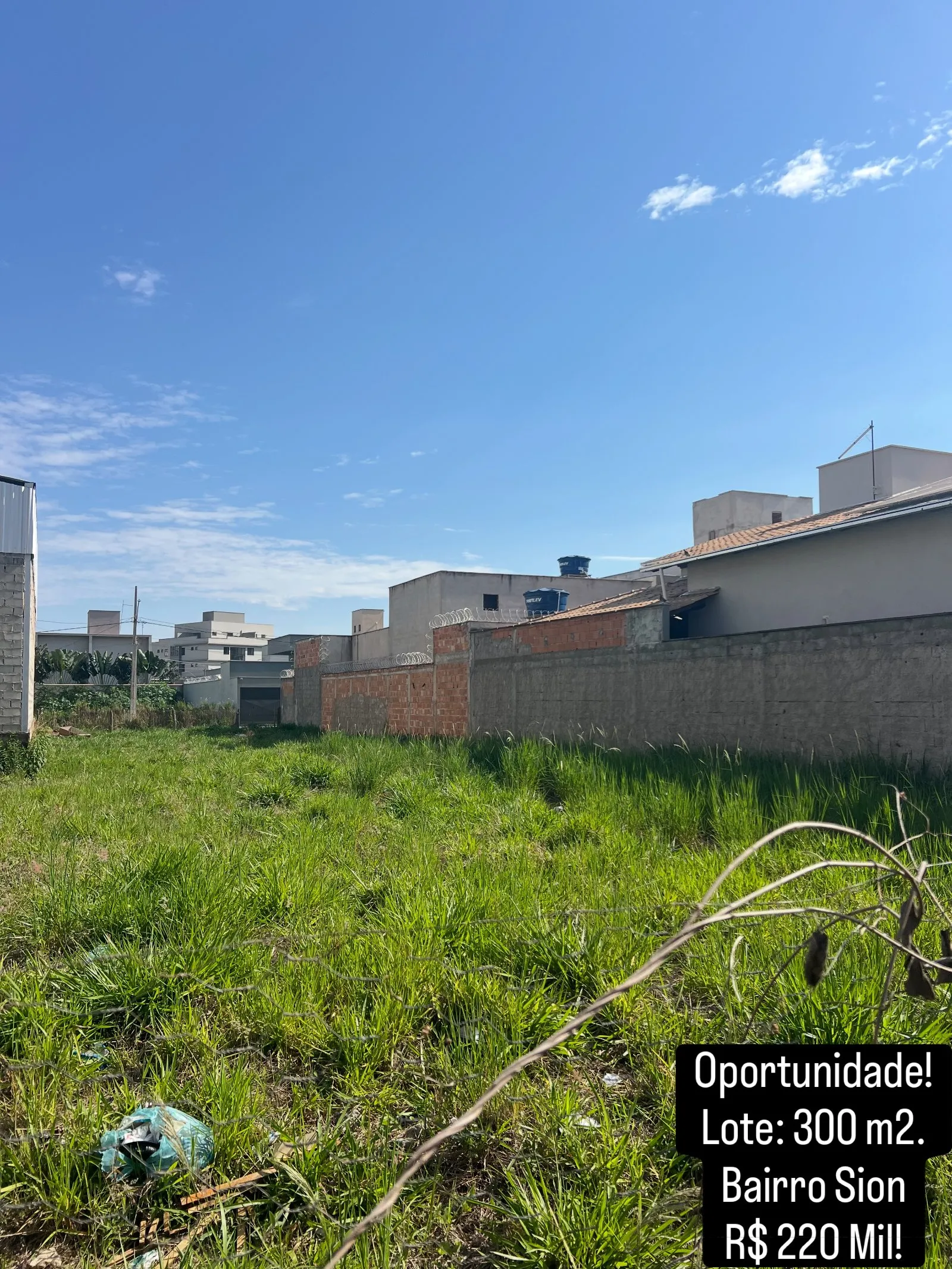 Lote 300 m² à venda no Bairro Sion