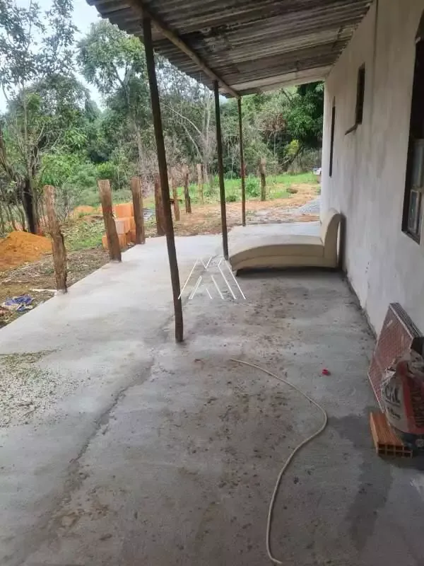 Casa em fase de acabamento à venda nos Marques