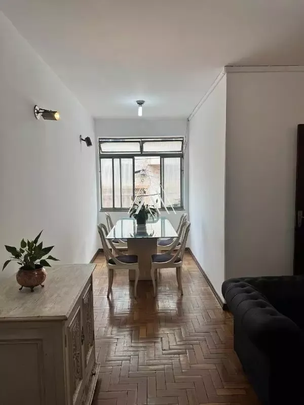 Apartamento residencial de 152 m² com 4 quartos no Centro de Itaúna