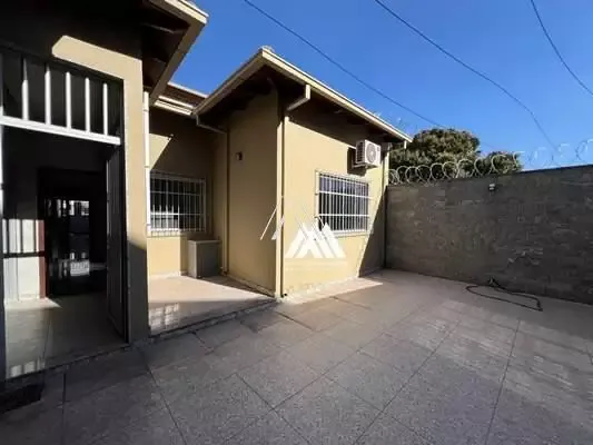 Vende-se casa de 4 quartos, Centro