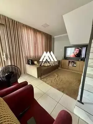 Vendo casa em Itaúna com excelente localização!
