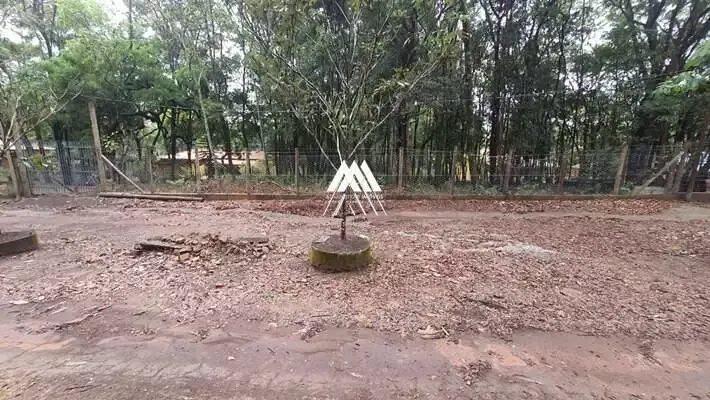Vendo Chácara de 2.000m² Itaúna/MG — Córrego do Soldado