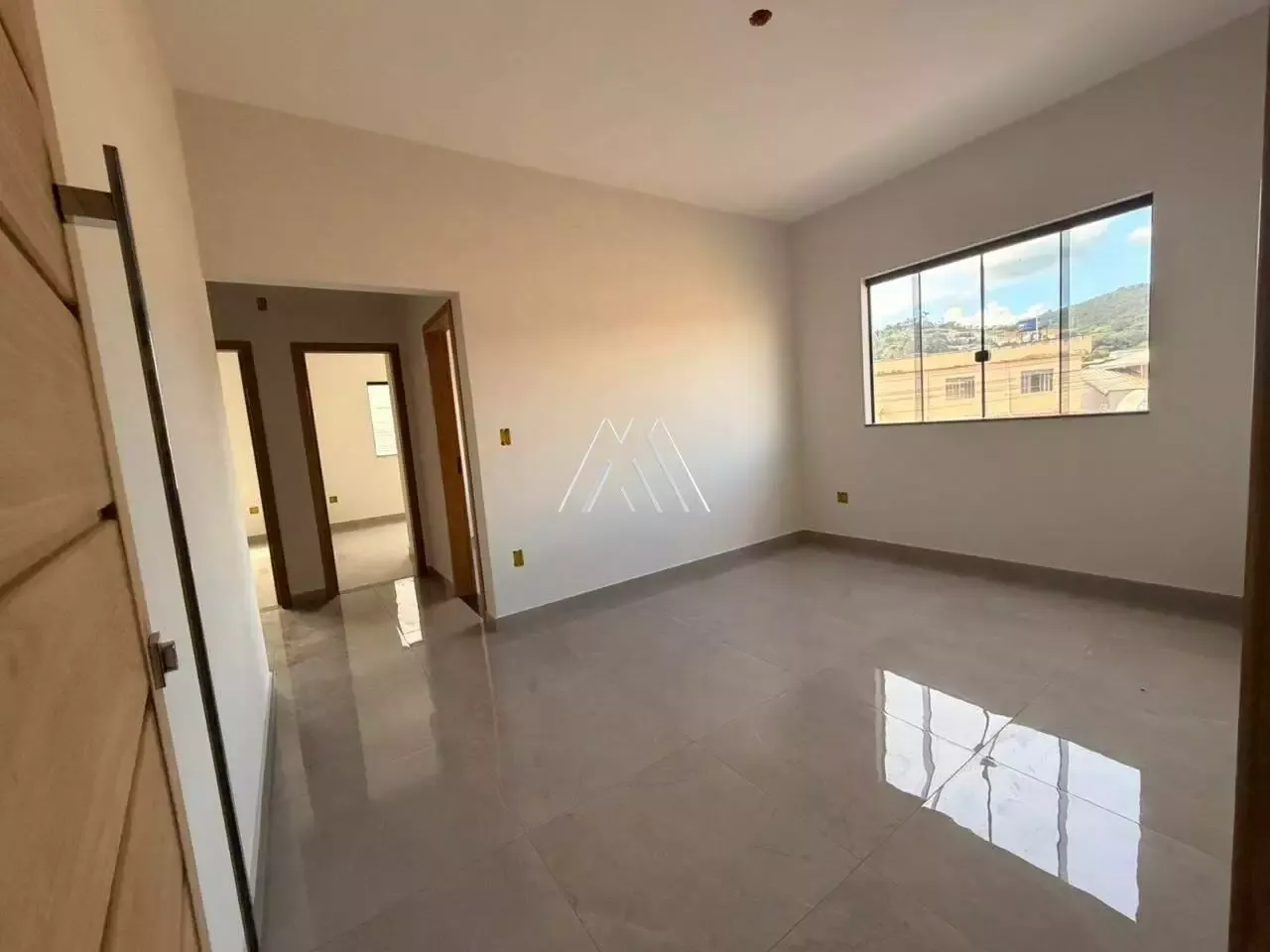 IMÓVEL PARA VENDA - LOURDES - ITAÚNA MG — Apartamento 3 quartos com suíte