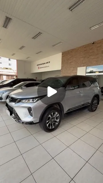 Toyota Hilux SW4 Diamond 2025 4x4 Diesel — 25 mil km