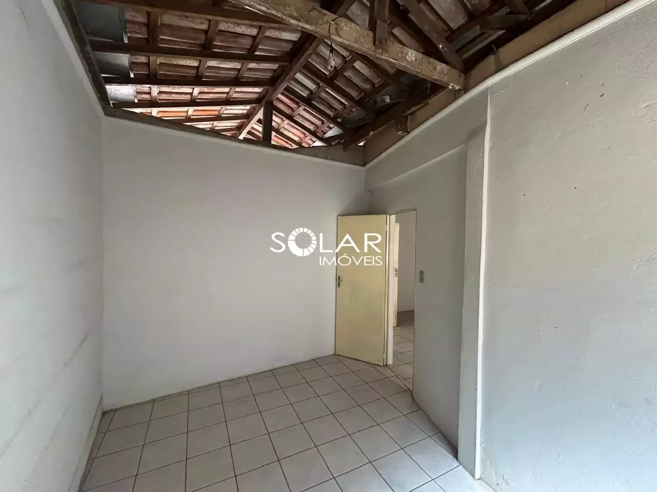 Casa para aluguel no bairro Vila Tavares