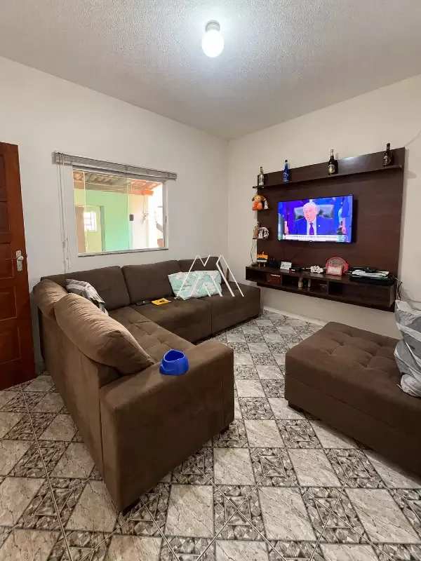 Casa à venda no Parque Jardim Santanense — 3 quartos, 390 m²