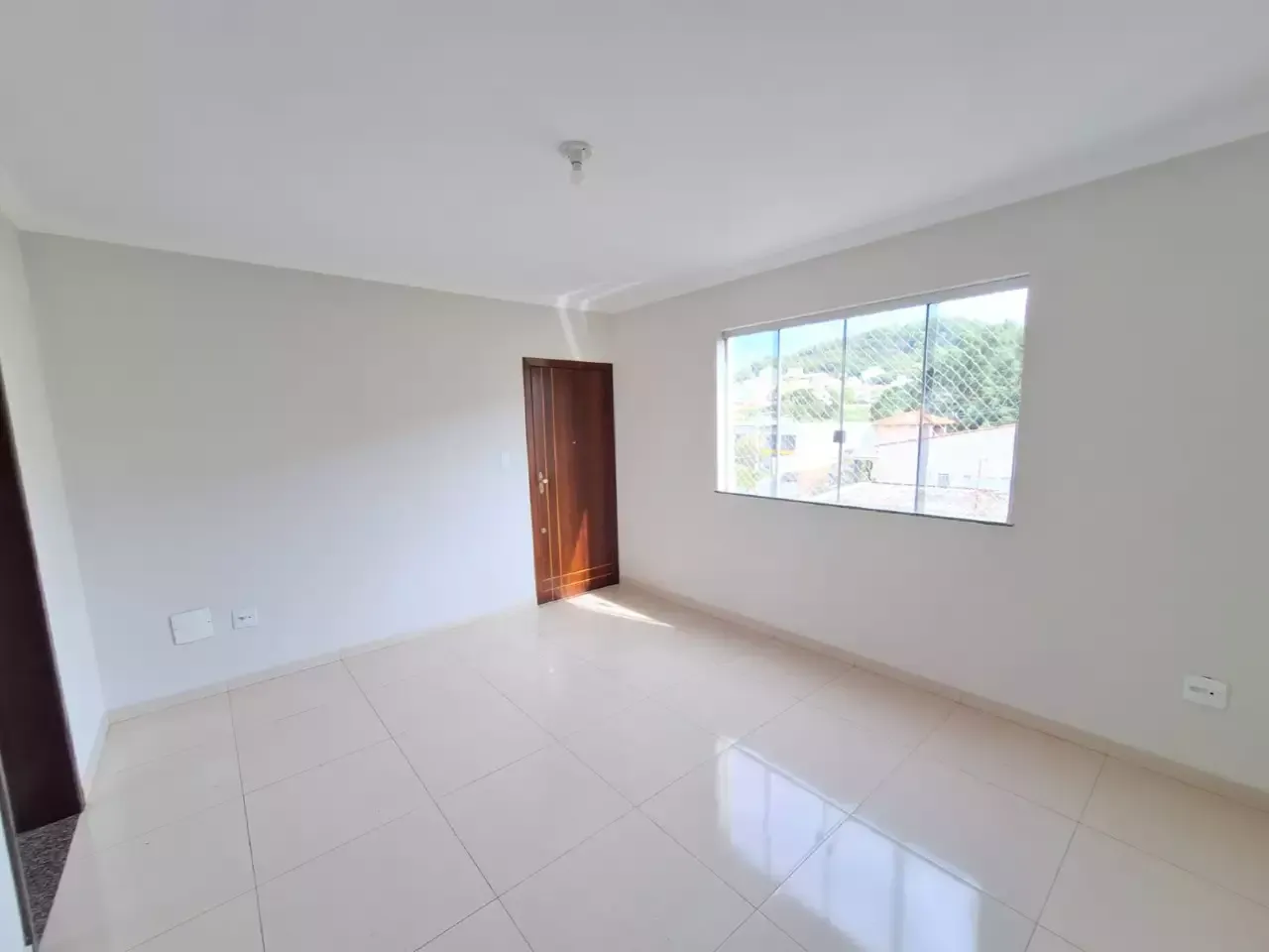 Cobertura com Ótima Localização — 3 quartos, para alugar