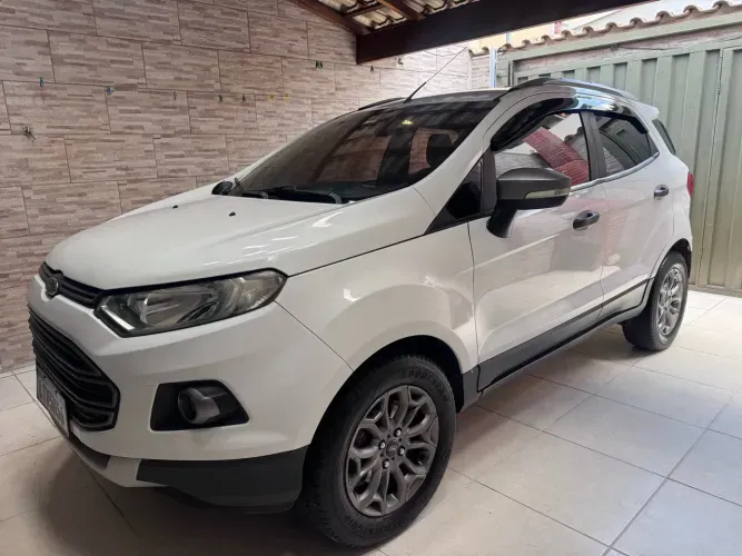 Ford Ecosport Freestyle 1.6 16V Flex 5P 2014