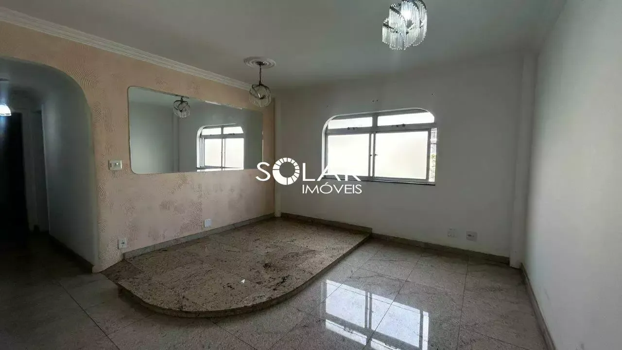 Oportunidade Única no Centro — Apartamento 3 quartos à venda