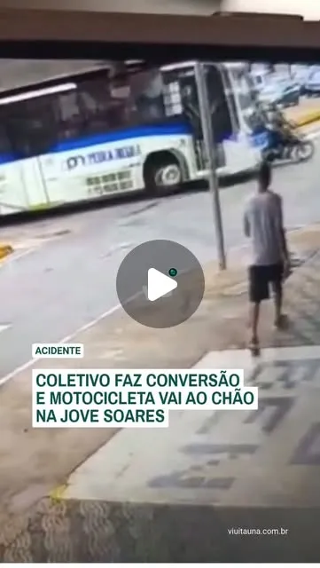 Colisão entre motocicleta e coletivo na Jove Soares