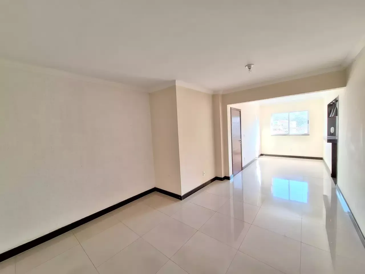 Apartamento com ótima localização — 3 quartos no Centro