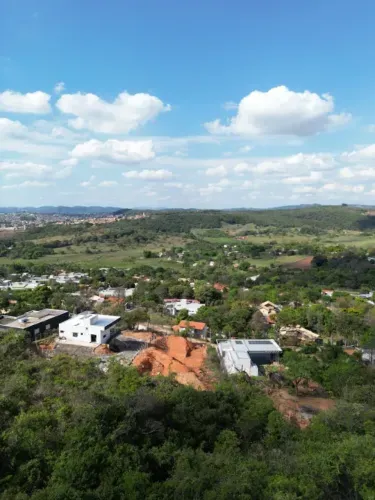 Lote Exclusivo Alphaville I Itaúna - 1.408 m² - Vista Panorâmica - 2 Platôs Executados