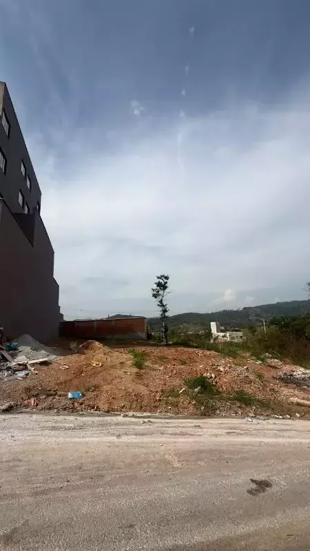 Lote à venda, Vila da Serra