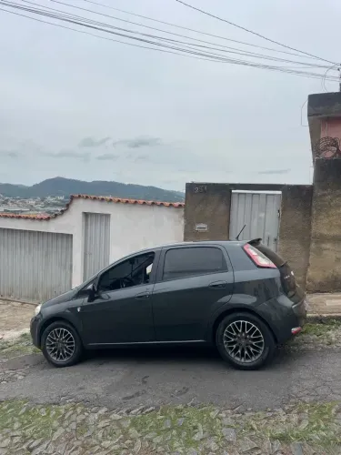 Fiat Punto Essence 1.6 Flex 16V 5P 2014