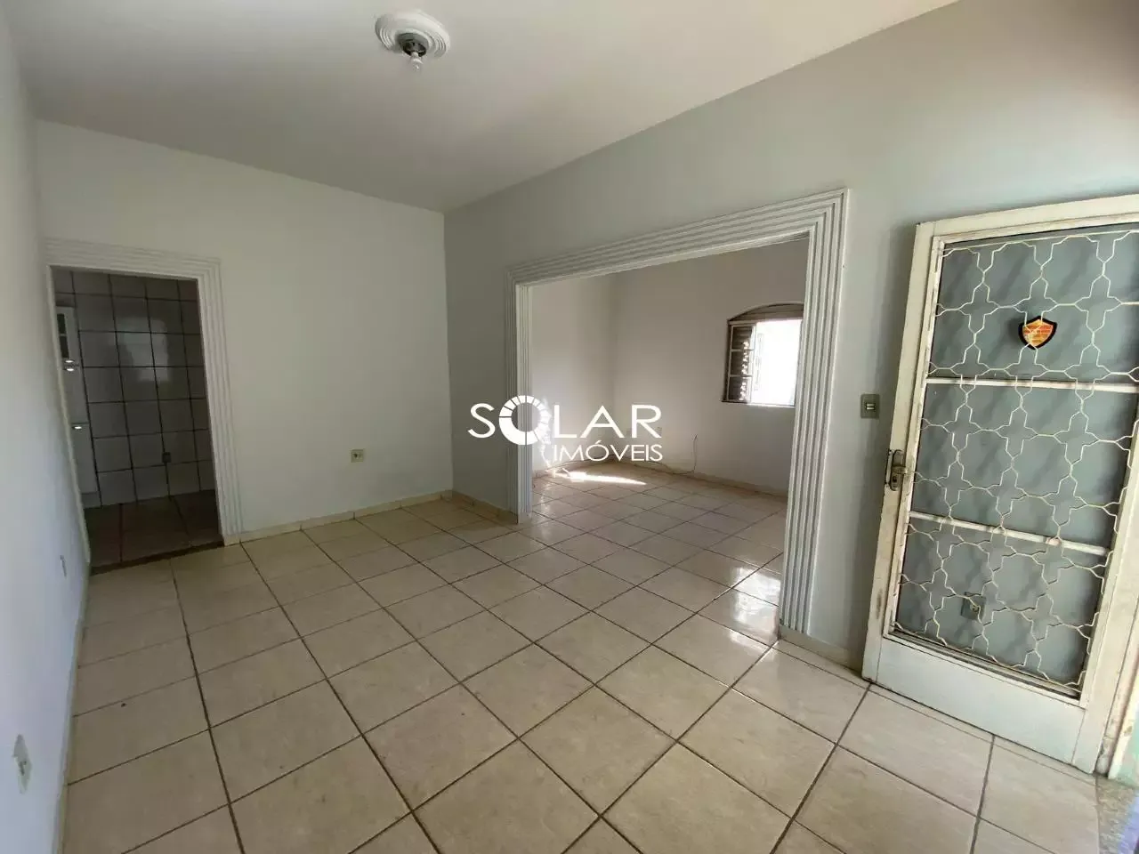 Casa para aluguel no bairro Jadir Marinho, em Itaúna