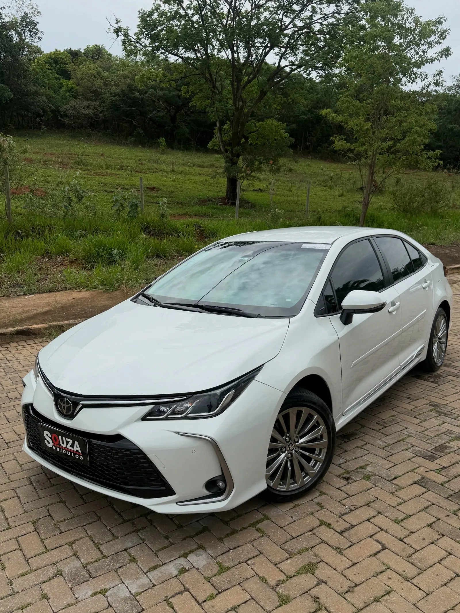Toyota Corolla XEI 2.0 2025 — 13 mil km, único dono — Vila Nazaré