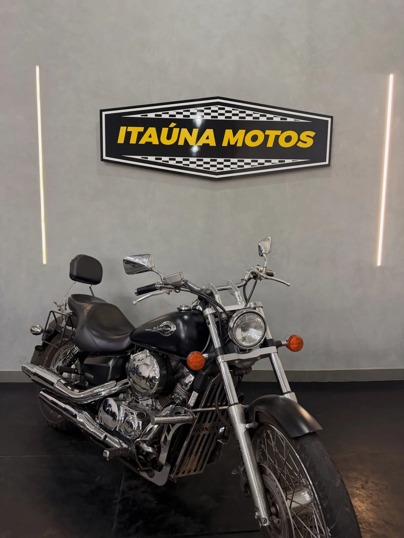 Honda Shadow 2012/2013 — 44 mil km, IPVA pago