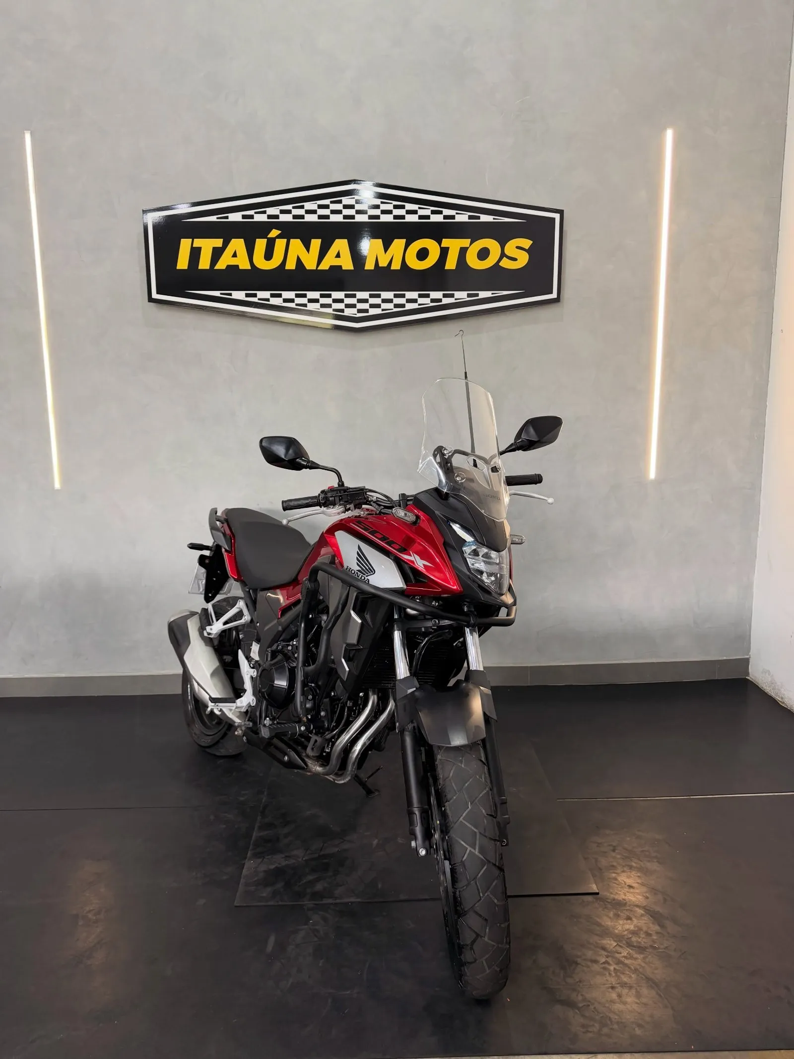 Honda 500X 2020 com 15 mil km — à venda