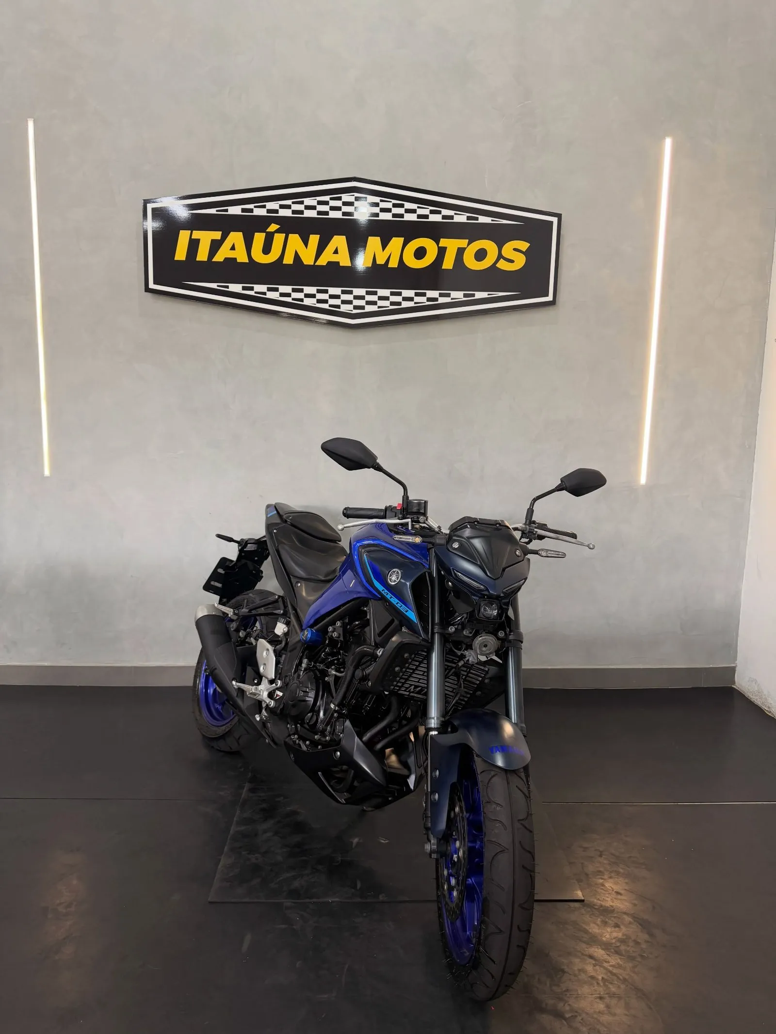 Yamaha MT 03 2023 — 22.700 km, IPVA pago